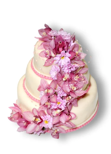 Traditionella bröllopstårta med orkidé blommor — Stockfoto