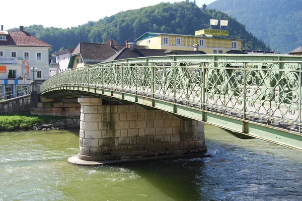 Widok kaiserin elisabeth most w mieście bad ischl — Zdjęcie stockowe