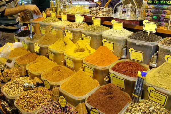 Spice market in Istanbul Turkey — Stock Photo, Image