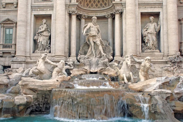 Slavné římské fontány fontane di trevi — Stock fotografie