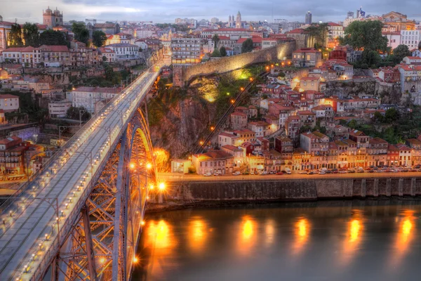 Bron ponte dom luis ovanför porto, portugal — Stockfoto