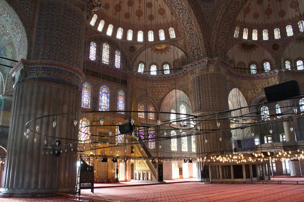 Wnętrze Błękitny Meczet w Stambule, Turcja — Zdjęcie stockowe