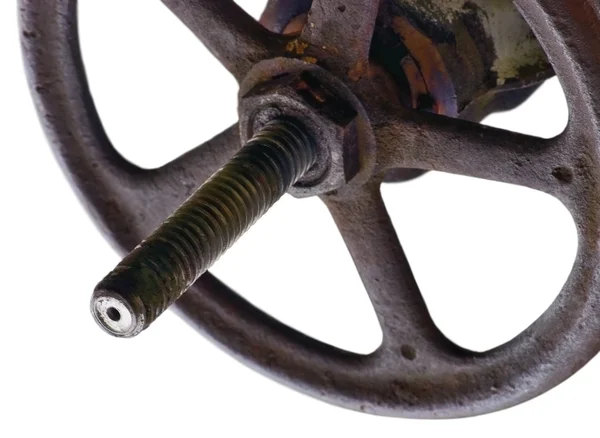 Válvula Industrial Roda Stem Weathered Grunge Trava Closeup isolado — Fotografia de Stock