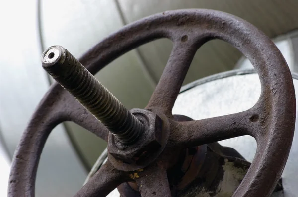 Industrial Valve Wheel And Stem Weathered Grunge Closeup — Stock Photo, Image