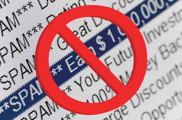 Листинг папки со спамом и знак "Красный запрет" — стоковое фото