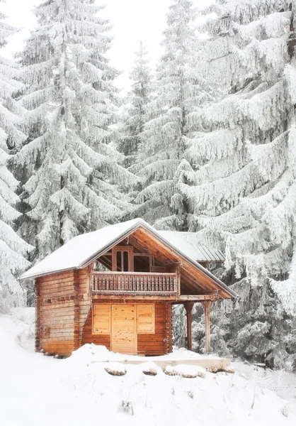 Casa de alojamiento turístico para vacaciones de invierno — Foto de Stock
