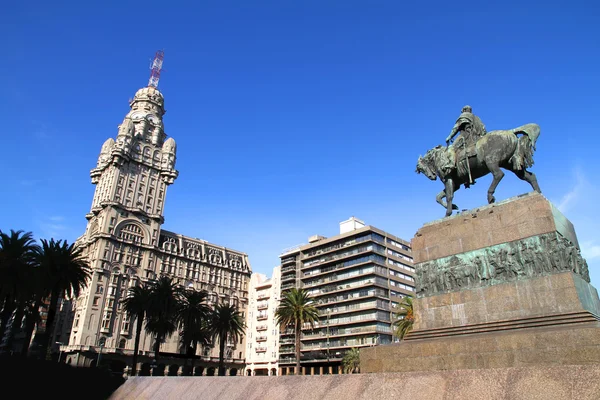 Plaza Independencia in Montevideo Rechtenvrije Stockafbeeldingen