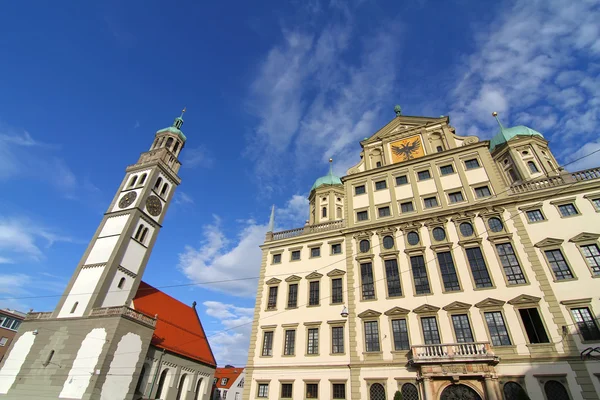 Aziz peter ile Augsburg Townhall — Stok fotoğraf