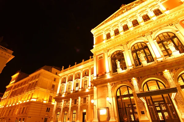 在维也纳歌剧院 — 图库照片