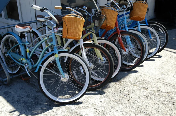 Bicicletas seguidas — Foto de Stock
