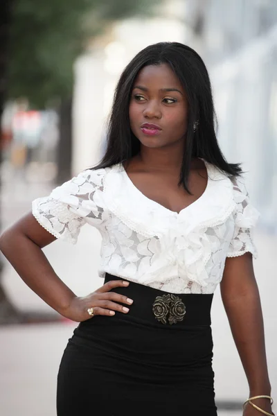 Image of a beautiful young black model — Stock Photo, Image