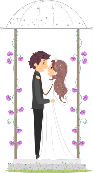 Newlywed Couple in a Gazebo — Stock Fotó