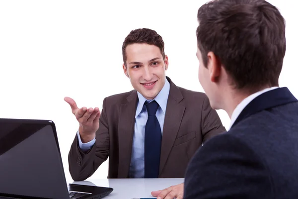 Young business men having a discussion — Stock Photo, Image