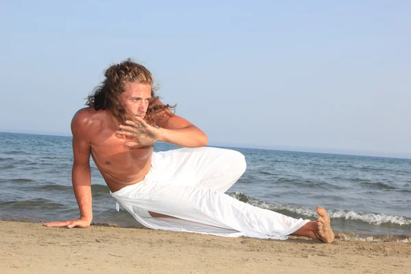 Capoeira danser op het strand — Stockfoto