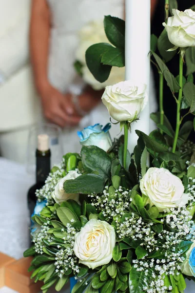 Bouquet at church ceremony — Stock Photo, Image