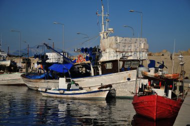 Limanda balıkçı tekneleri