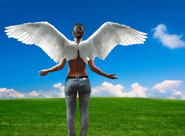 Girl with angel wings — Stock Photo, Image