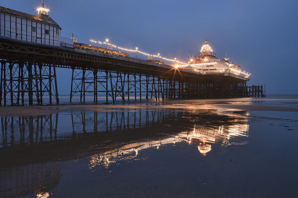 Золотое отражение
