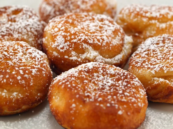 A Plate of Freshly Made Aebelskivers with Powdered Sugar — Stock Photo, Image