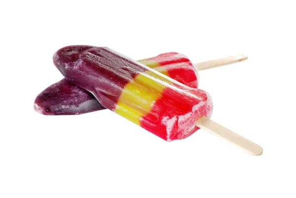 Två frostiga färgglada popsicles — Stockfoto