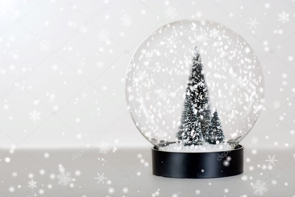 Christmas tree snow globe