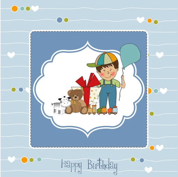 Cartão de felicitações de aniversário com menino e presentes — Fotografia de Stock