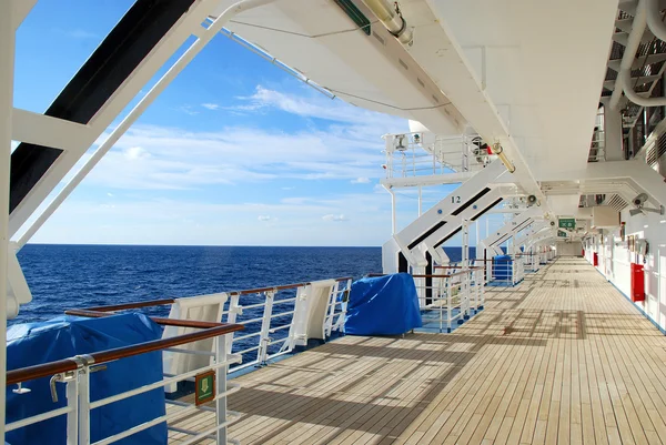 Cruise ship — Stock Photo, Image