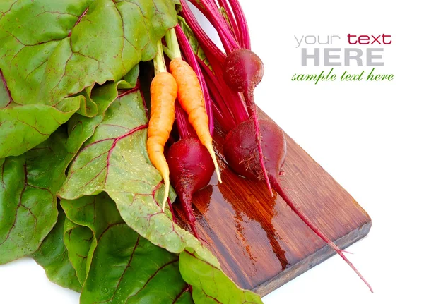 Fresh beet roots and carrot on a white background — Stock Photo, Image