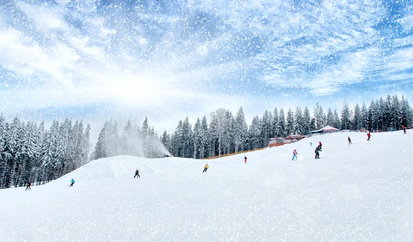 Winter scenic of skiing — Stock Photo, Image
