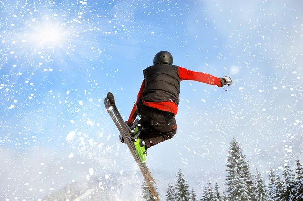 El esquiador —  Fotos de Stock