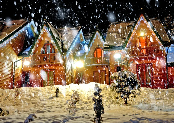 Casa decorata con luci di Natale — Foto Stock