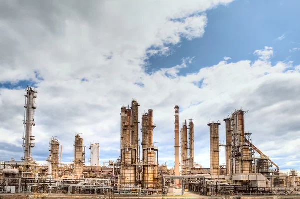 Oil refinery petrochemical industry — Stock Photo, Image