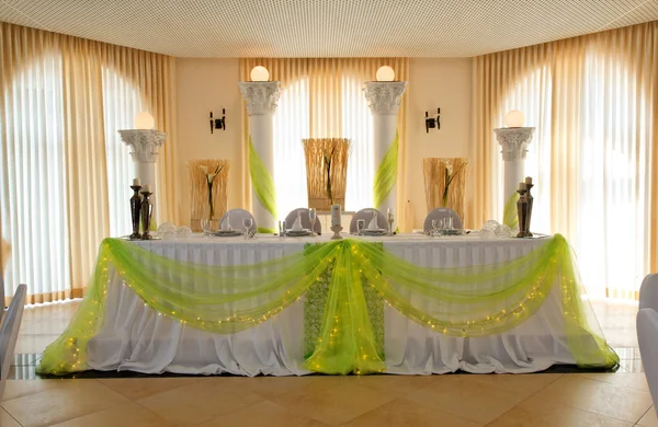 Head table for the newlyweds. Royalty Free Stock Photos