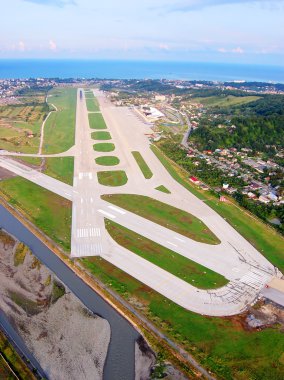 Airport runway clipart