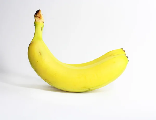 Plátano maduro aislado sobre fondo blanco — Foto de Stock