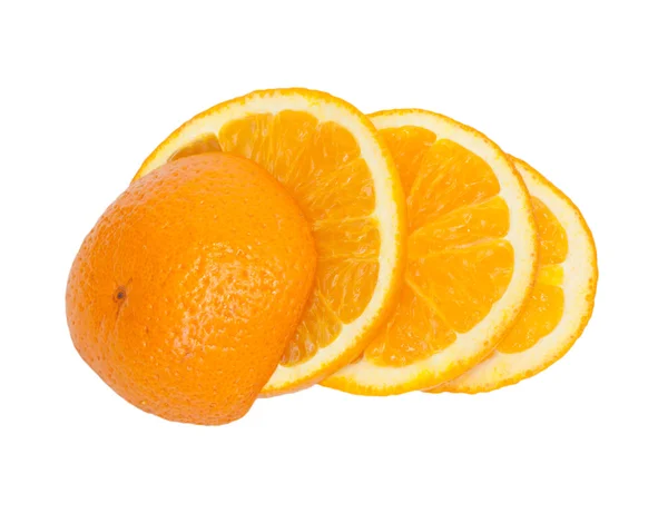Uma fatia de laranja. isolado em branco . — Fotografia de Stock