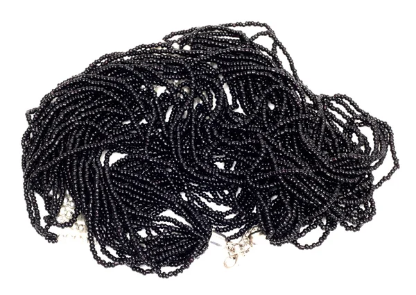 Schwarze Halskette mit kleinen Diamanten auf weißem Hintergrund — Stockfoto