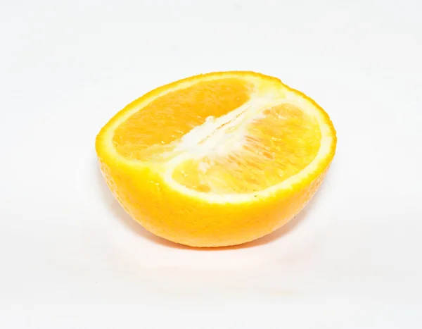 Πορτοκαλί φρούτα σε λευκό φόντο — Φωτογραφία Αρχείου