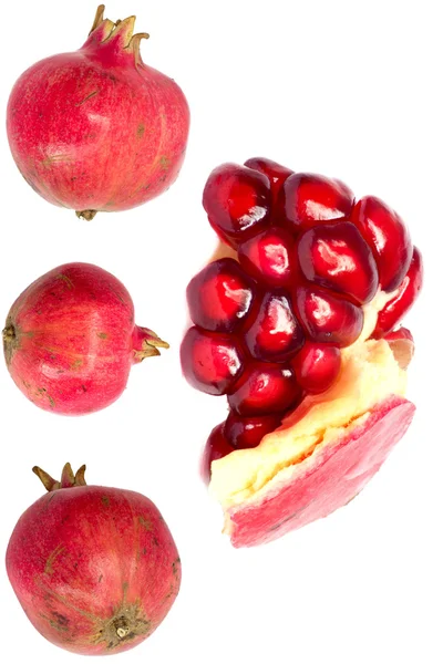 Estremo primo piano sfondo di un rosso succoso maturo melograno frui — Foto Stock