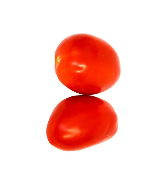 Deux tomates isolées sur blanc — Photo