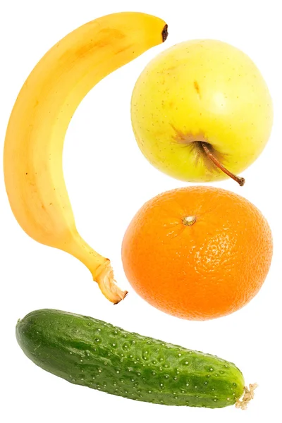 Яблуко; банан; апельсин; огірок — стокове фото
