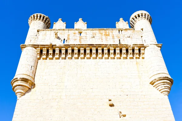 Zamek belmonte de campos, Kastylia i leon, Hiszpania — Zdjęcie stockowe