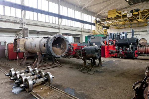 Dampflokomotiven im Depot, Banovici, Bosnien und Herzegowina — Stockfoto