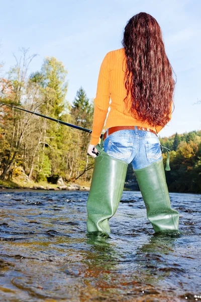 Mujer pescadora — Foto de Stock