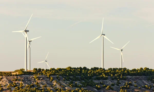Větrné turbíny, Kastilie a León, Španělsko — Stock fotografie