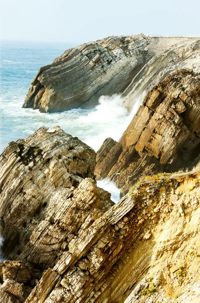 Kliffen op sao pedro de moel — Stockfoto