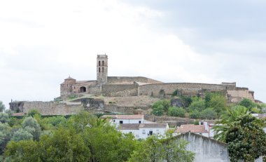 almonaster la gerçek