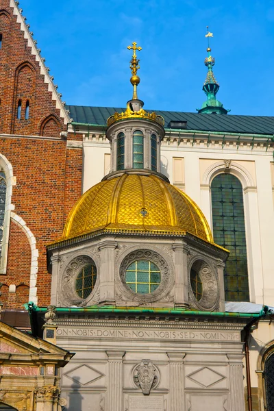 Golden cupollain Wawel — Stock Photo, Image