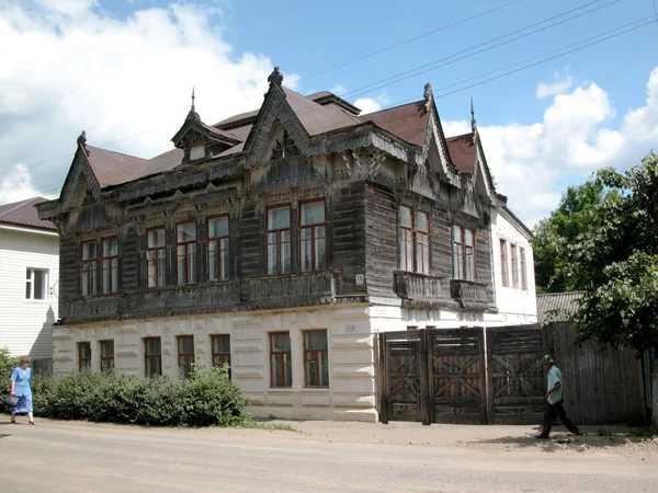 Oud huis in borovsk — Stockfoto