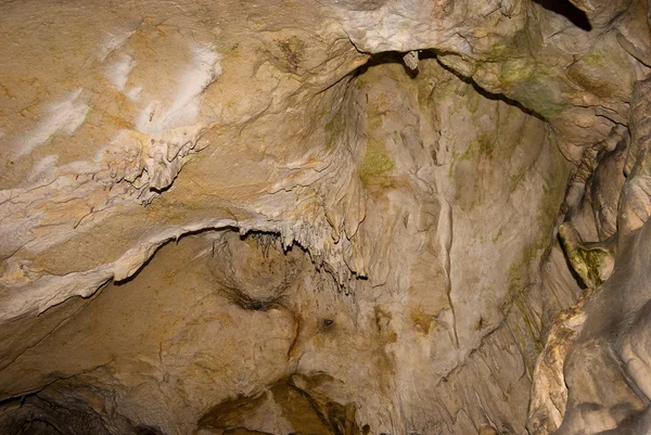 W jaskini — Zdjęcie stockowe